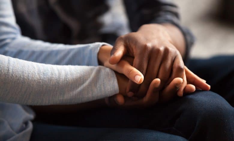 Photo showing a couple dealing with infertility