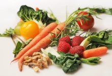 Role of Antioxidants and Free Radicals in Our Body-20 Best Foods to Obtain Antioxidants. 15 an image of various antioxidants